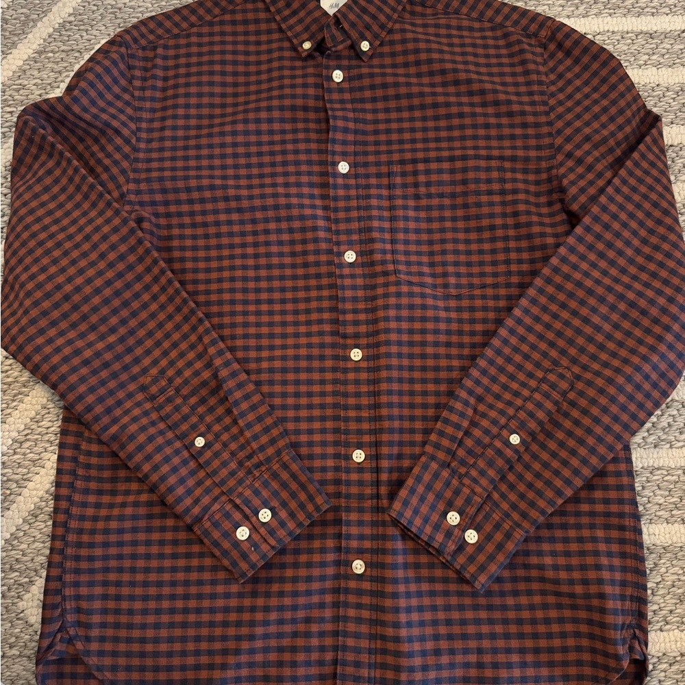 H&M Men's Plaid Shirt - Burgundy and Navy